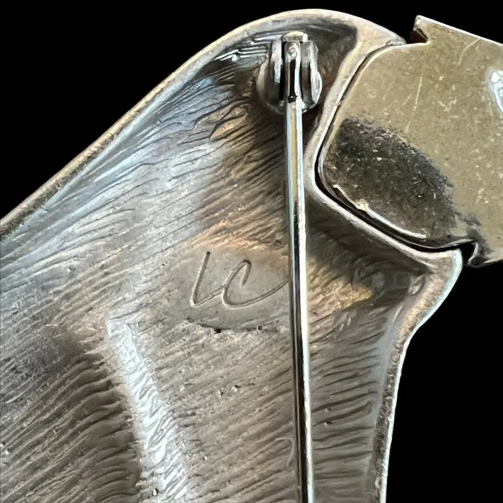 Liz‎ Claiborne Polar Bear Brooch Brushed Shiny Silver Tone Pin Vintage Marked LC